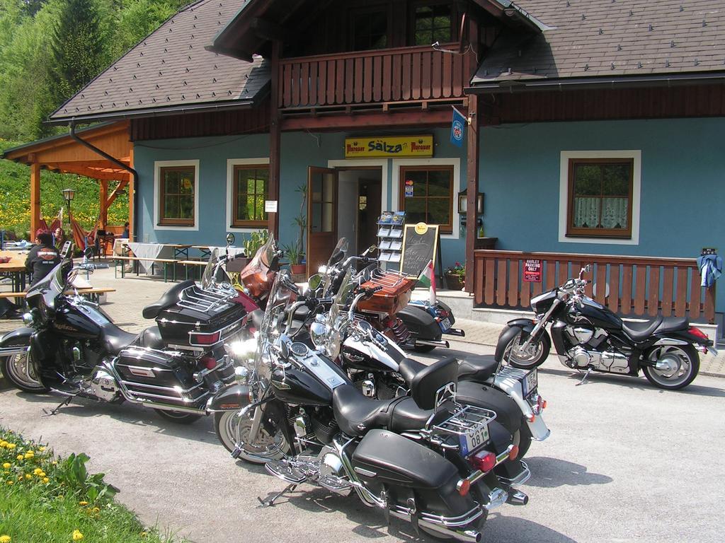 Camping Und Chalet Saggraben Hotel Palfau Exterior photo